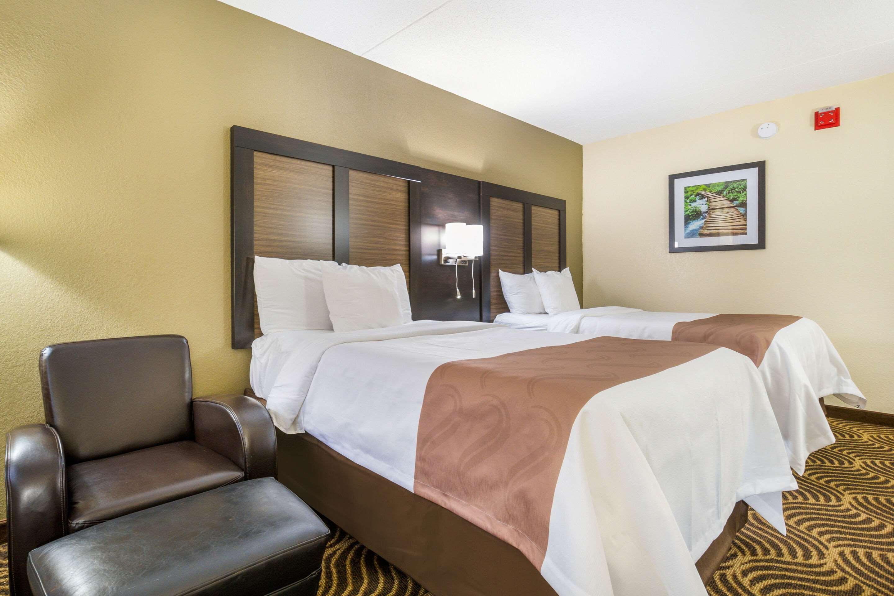 Quality Inn & Suites Florence - Cincinnati South Ngoại thất bức ảnh
