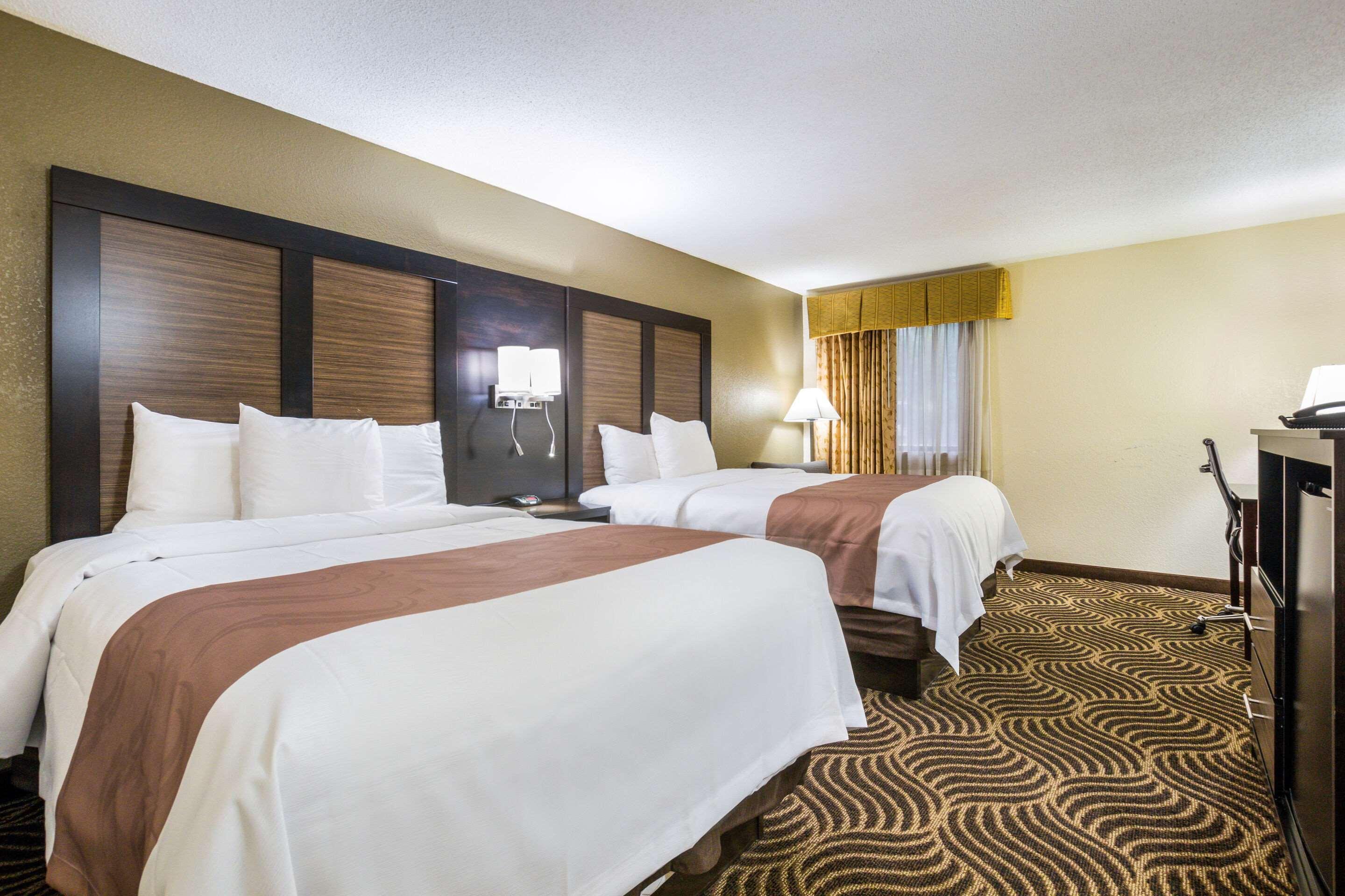 Quality Inn & Suites Florence - Cincinnati South Ngoại thất bức ảnh