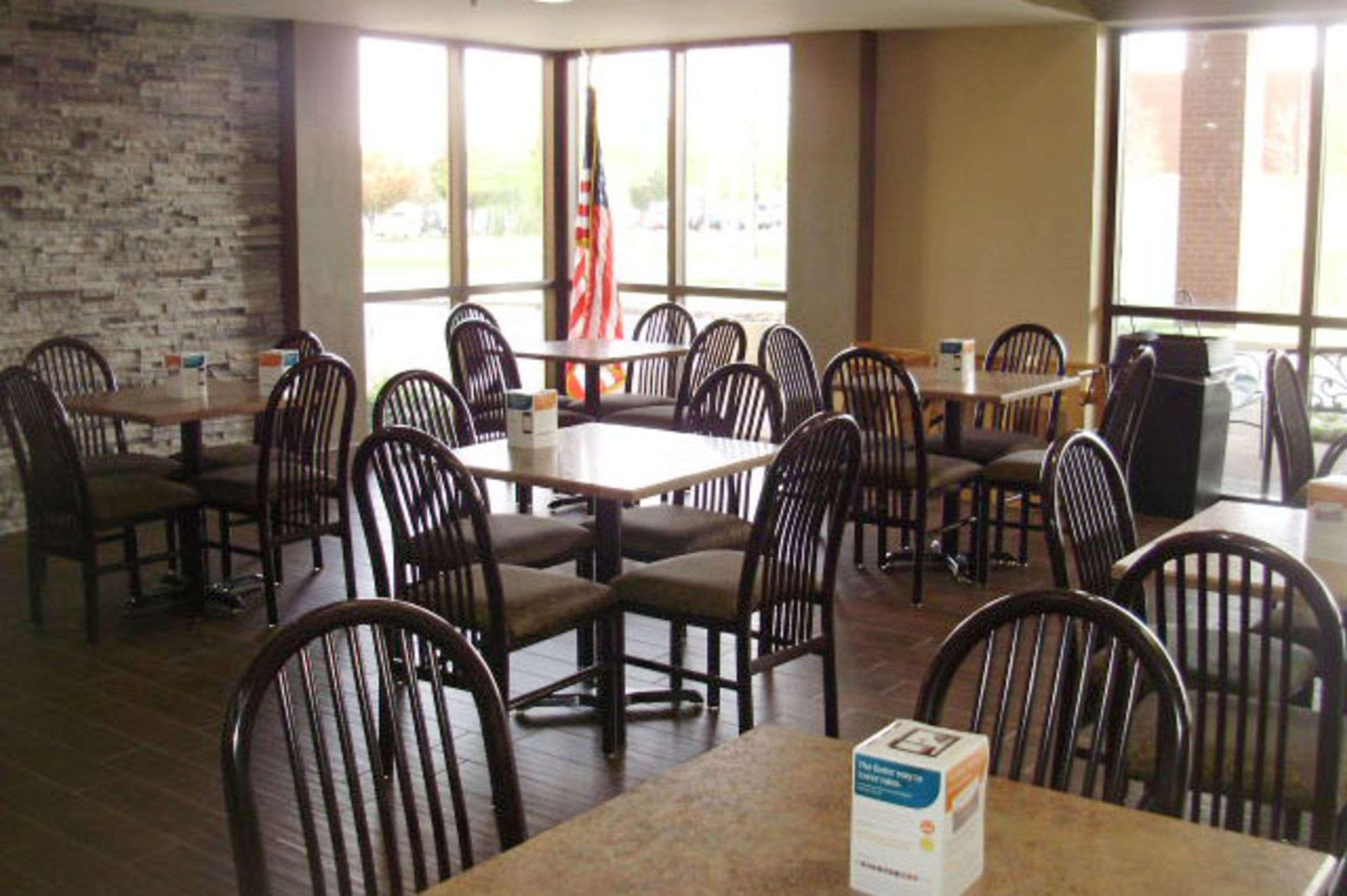 Quality Inn & Suites Florence - Cincinnati South Ngoại thất bức ảnh