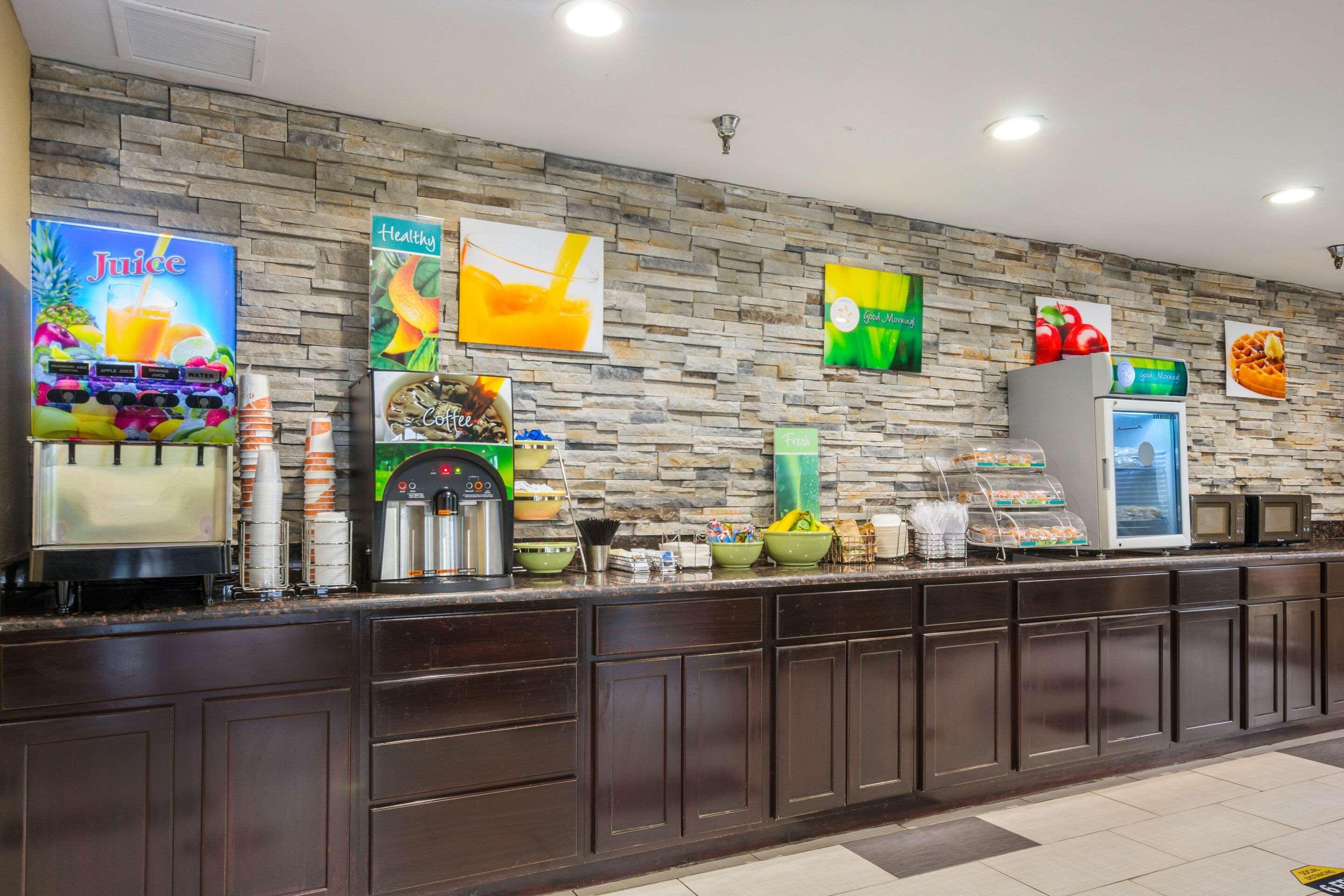 Quality Inn & Suites Florence - Cincinnati South Ngoại thất bức ảnh