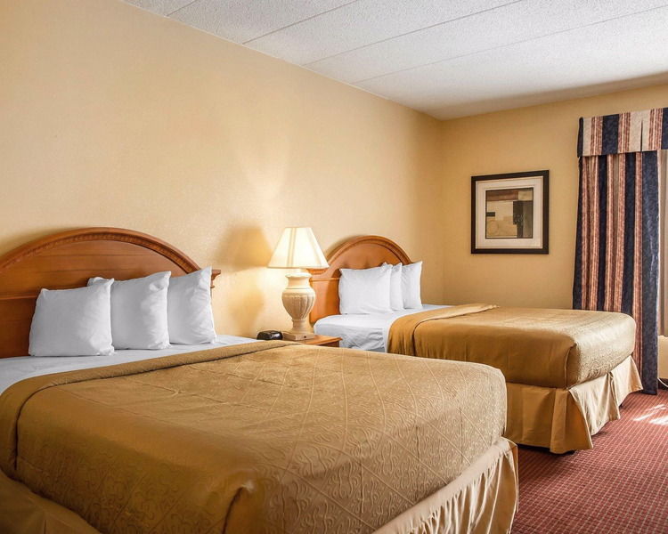 Quality Inn & Suites Florence - Cincinnati South Ngoại thất bức ảnh